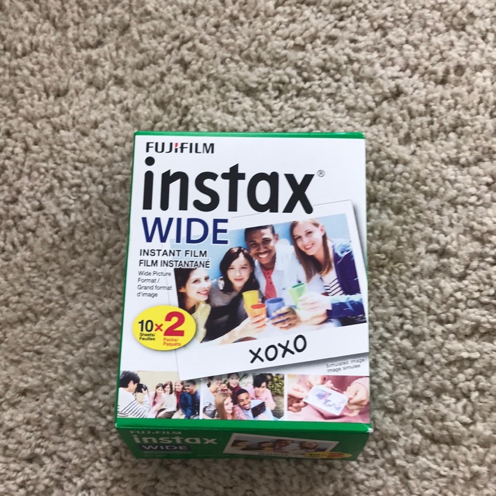 Instant wide fujifilm